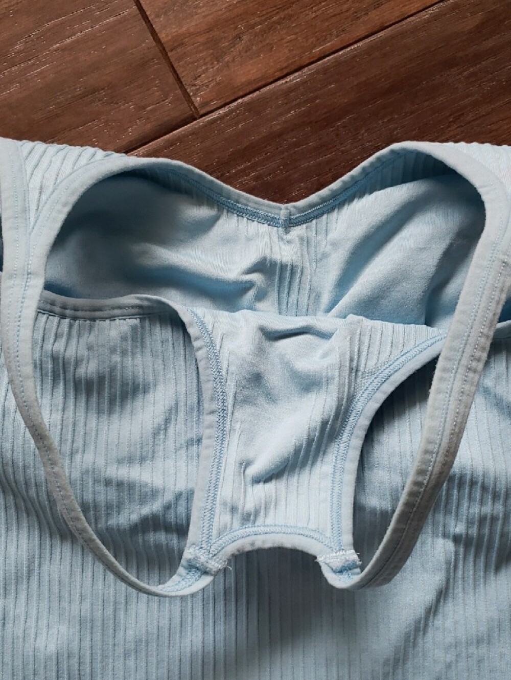 Nike Light Blue Ribbed V-Neck Racerback Tank - Picture 4 of 5